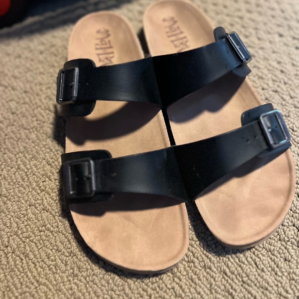 Target women’s Birkenstock sandals size 9.